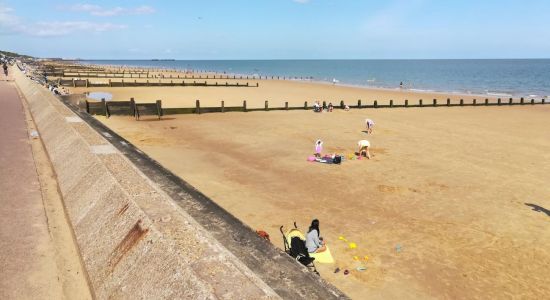 Frinton beach