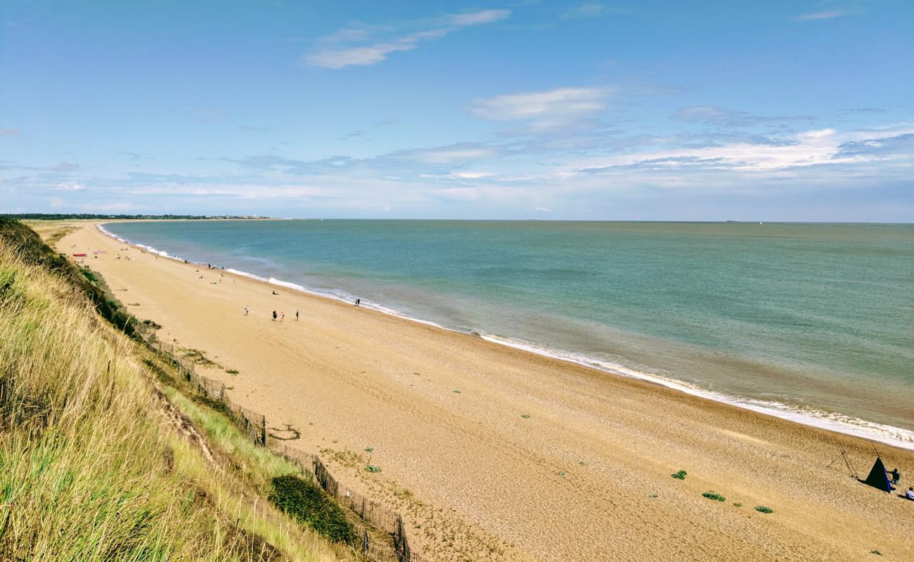 Photo of Dunwich beach with black sand & pebble surface