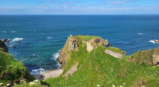 Findlater Castle Beach