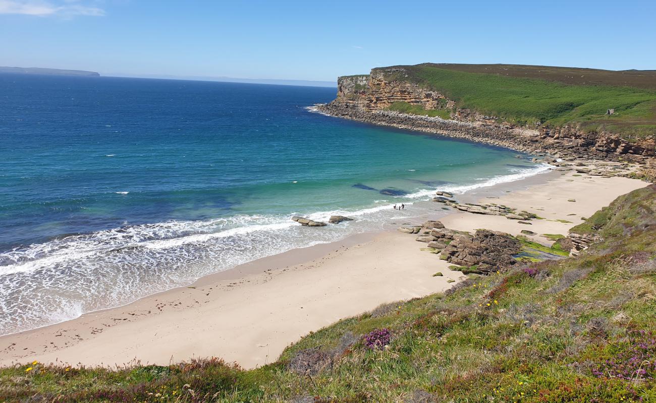 Photo of Peedie Sands Beach with bright sand surface