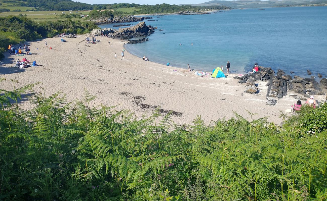 Photo of Mossyard Beach with bright sand surface