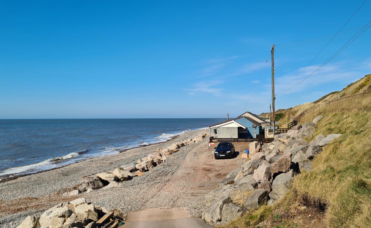 Photo of Braystones Beach with gray pebble surface