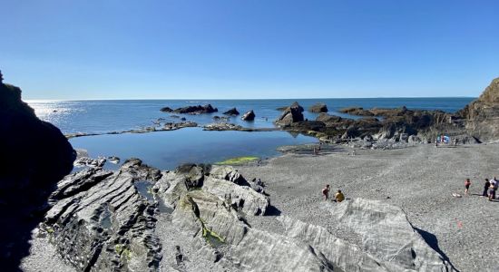 Tunnels Beaches