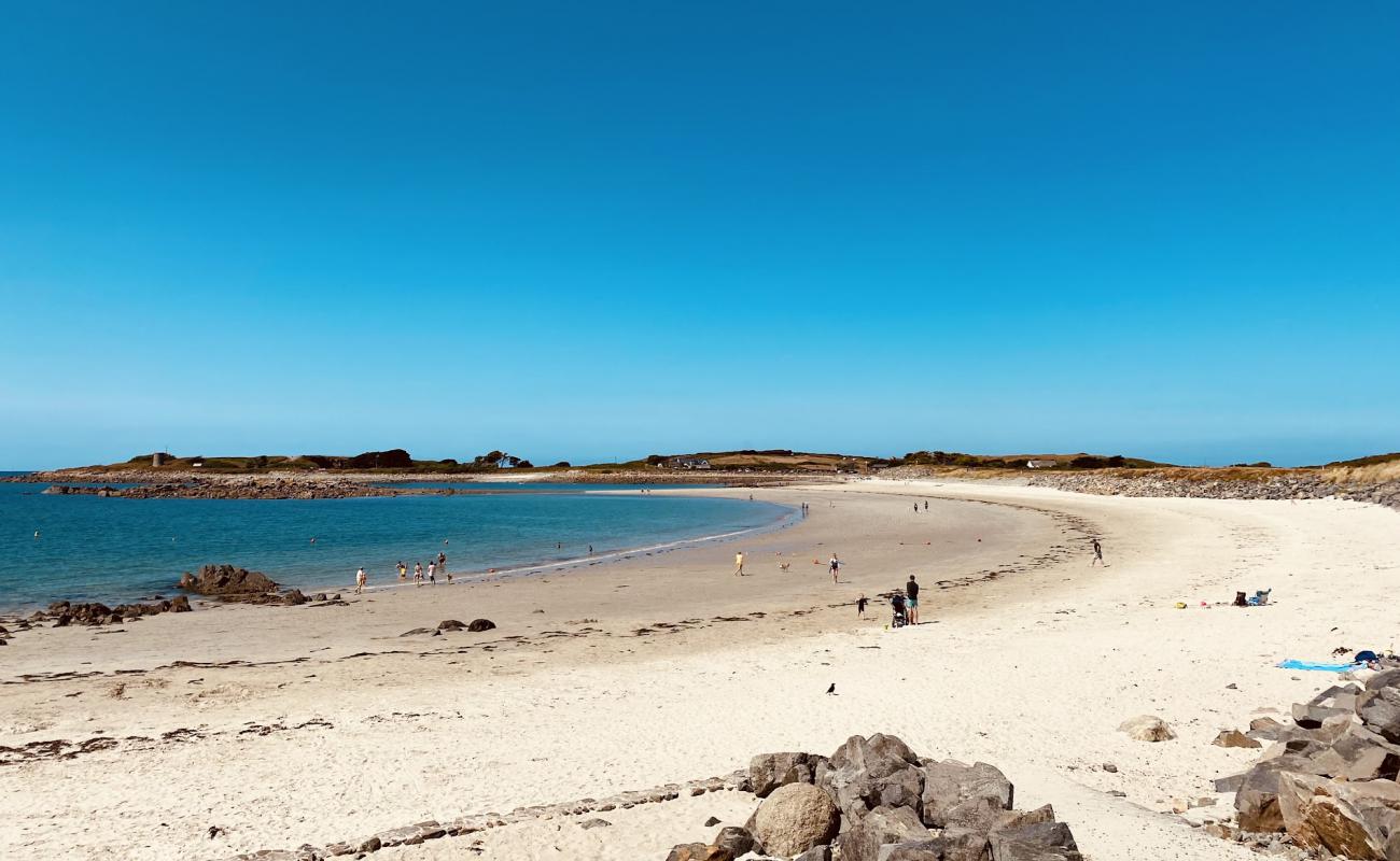 Photo of Chouet Bay with bright sand surface