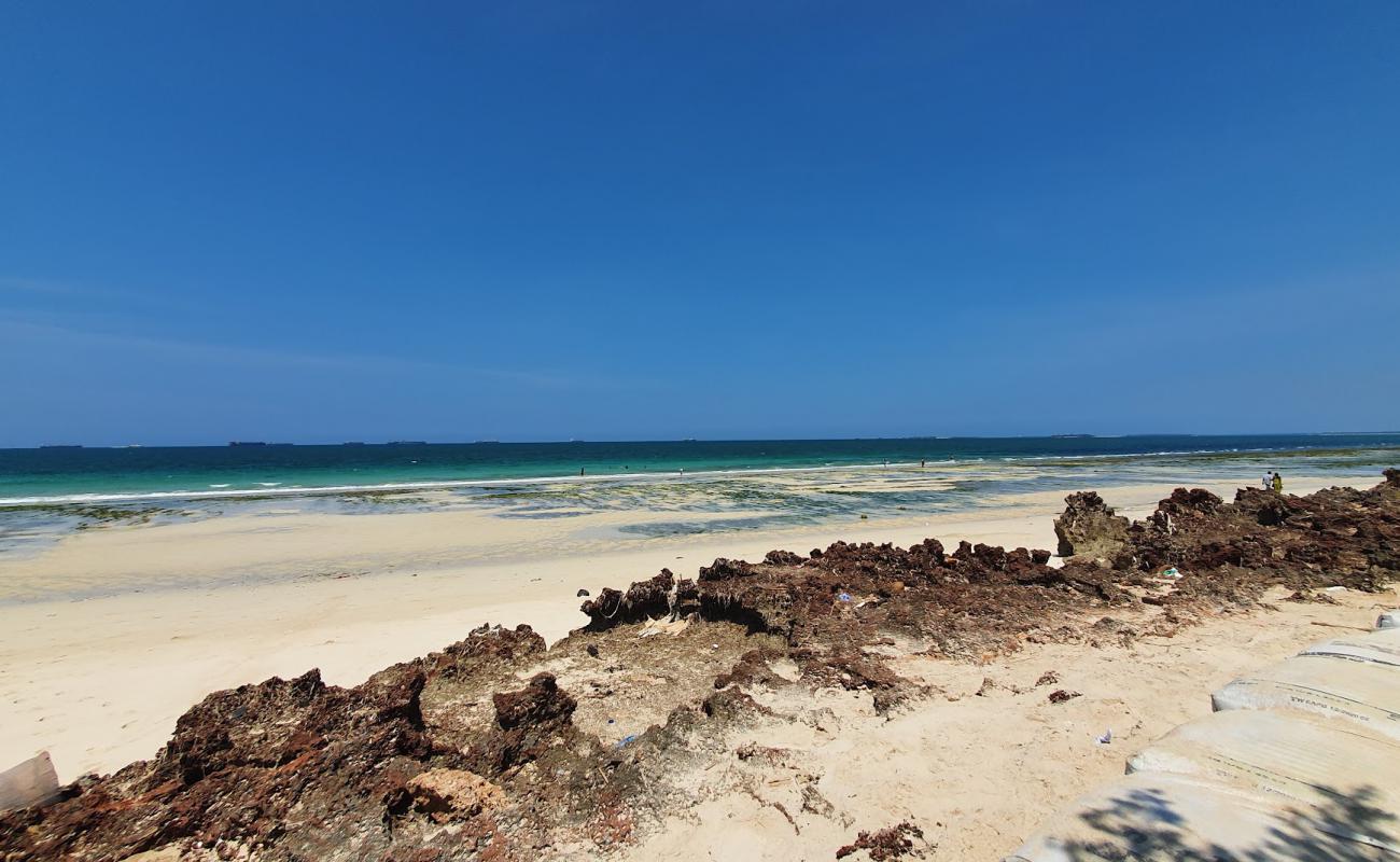 Photo of Coco Beach with bright sand surface