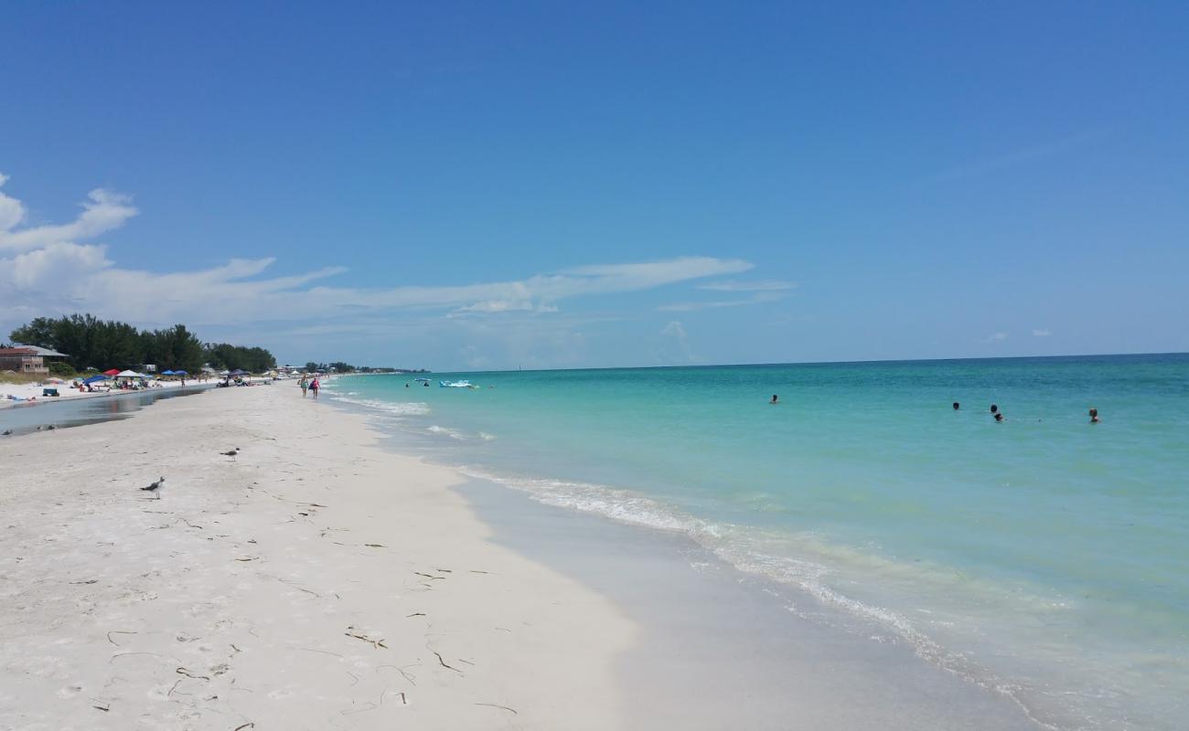 Photo of Anna maria beach with white sand surface