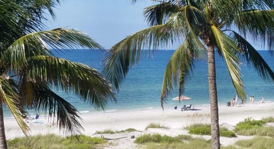 Tarpon Bay beach