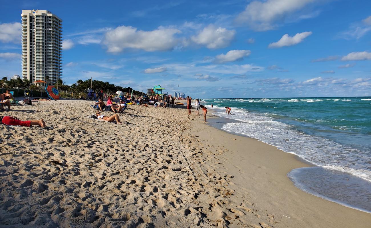 Photo of Haulover Nude beach with bright shell sand surface