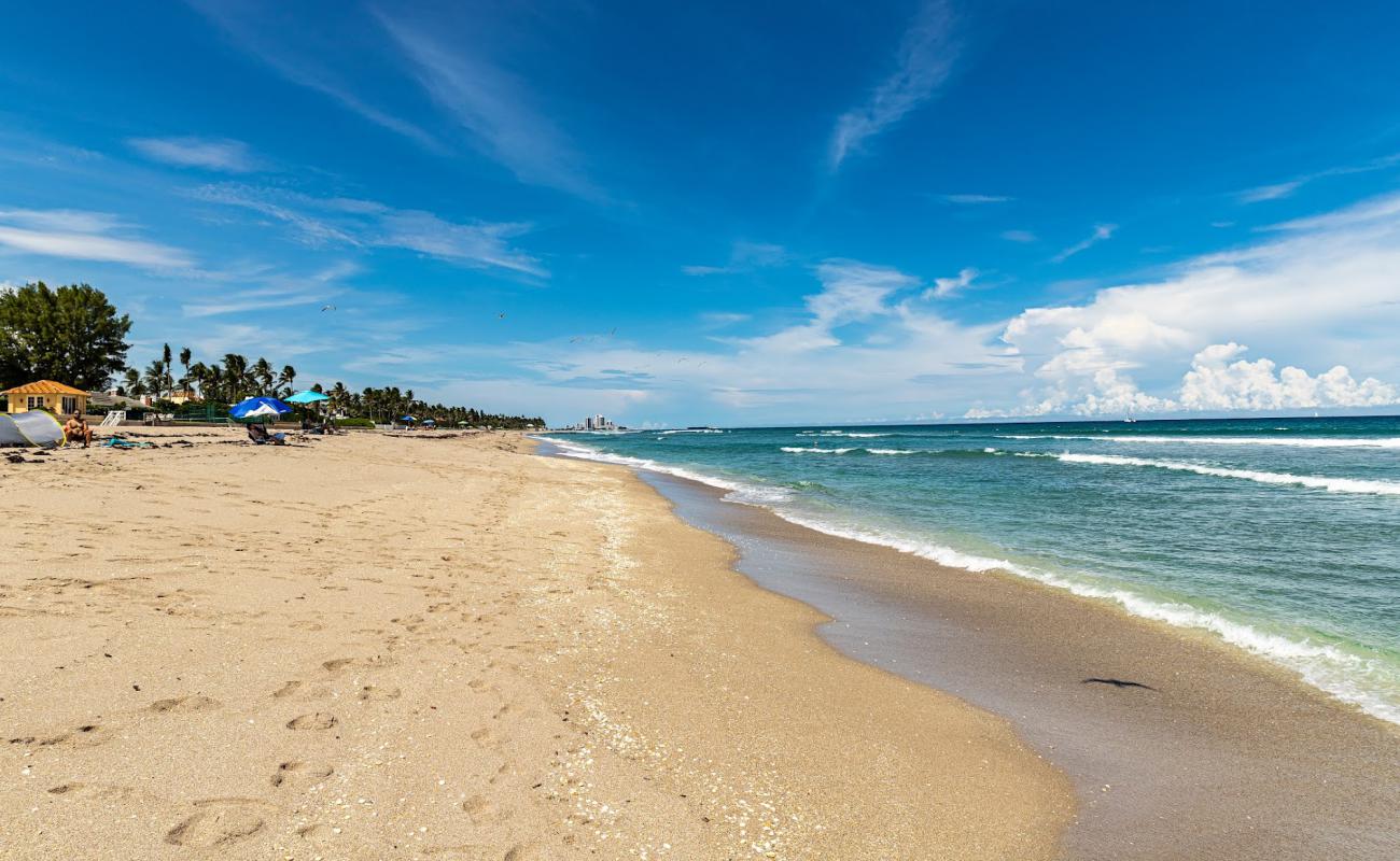 Photo of Sunset Ave beach with bright sand surface