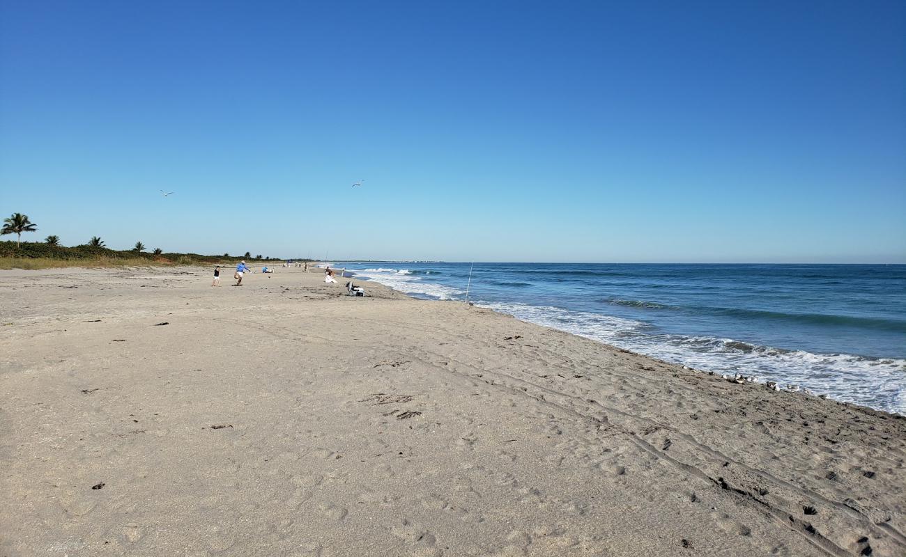 Photo of Bonair beach with bright sand surface