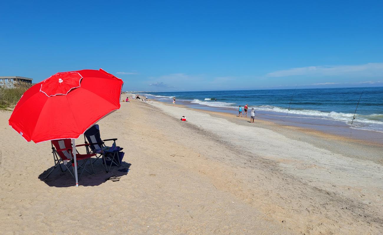 Photo of Surfside Park with bright shell sand surface