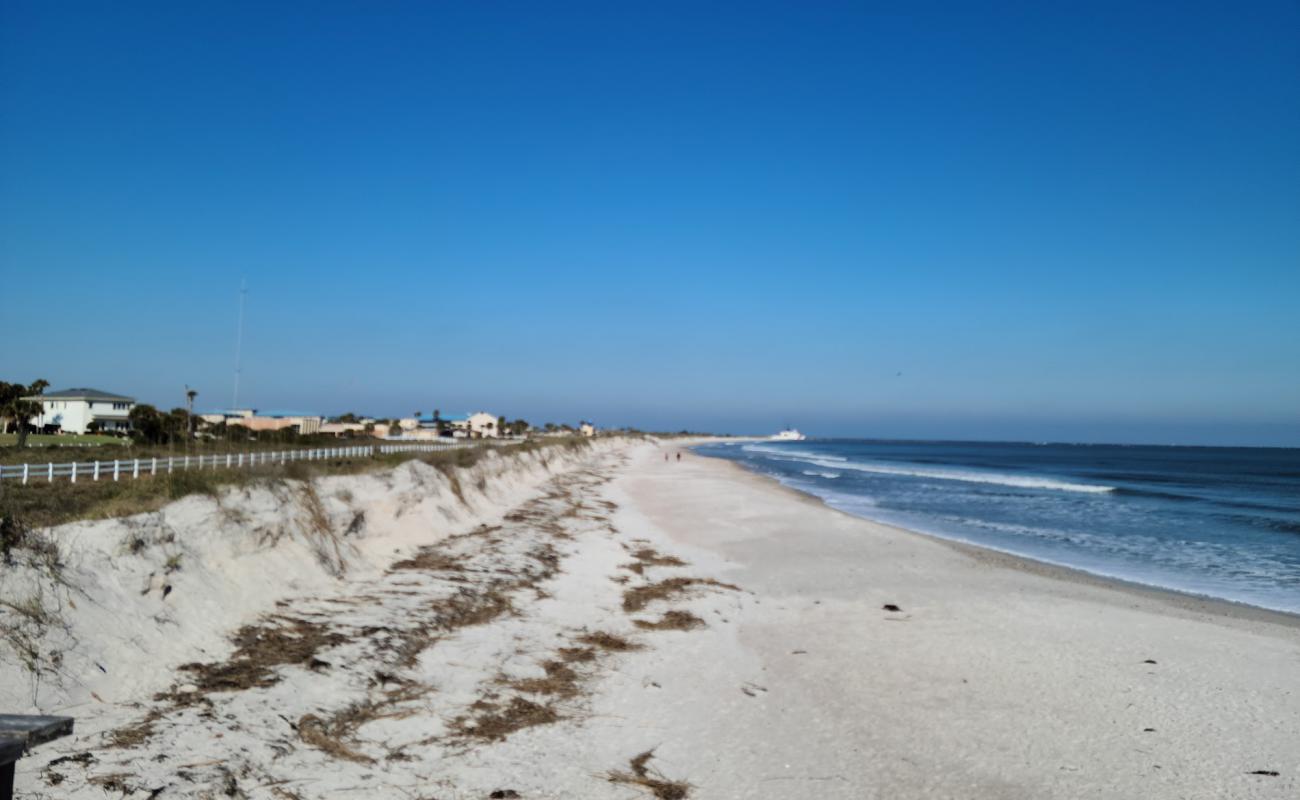 Photo of Seminole beach with bright sand surface