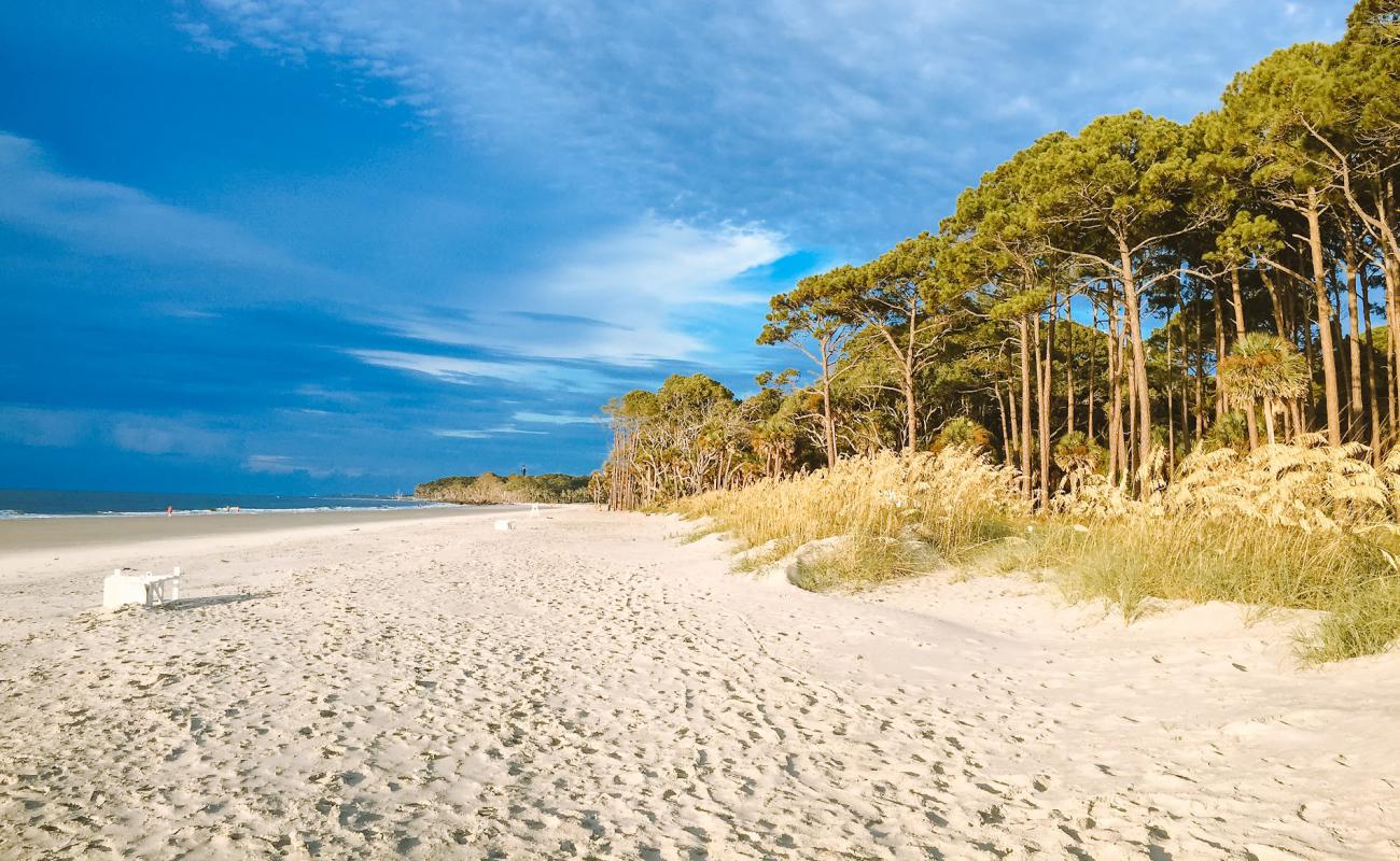 Photo of Hunting Island beach with bright sand surface