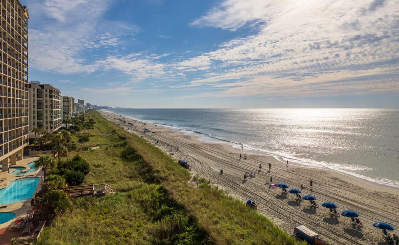 Photo of Windy Hill beach with bright fine sand surface