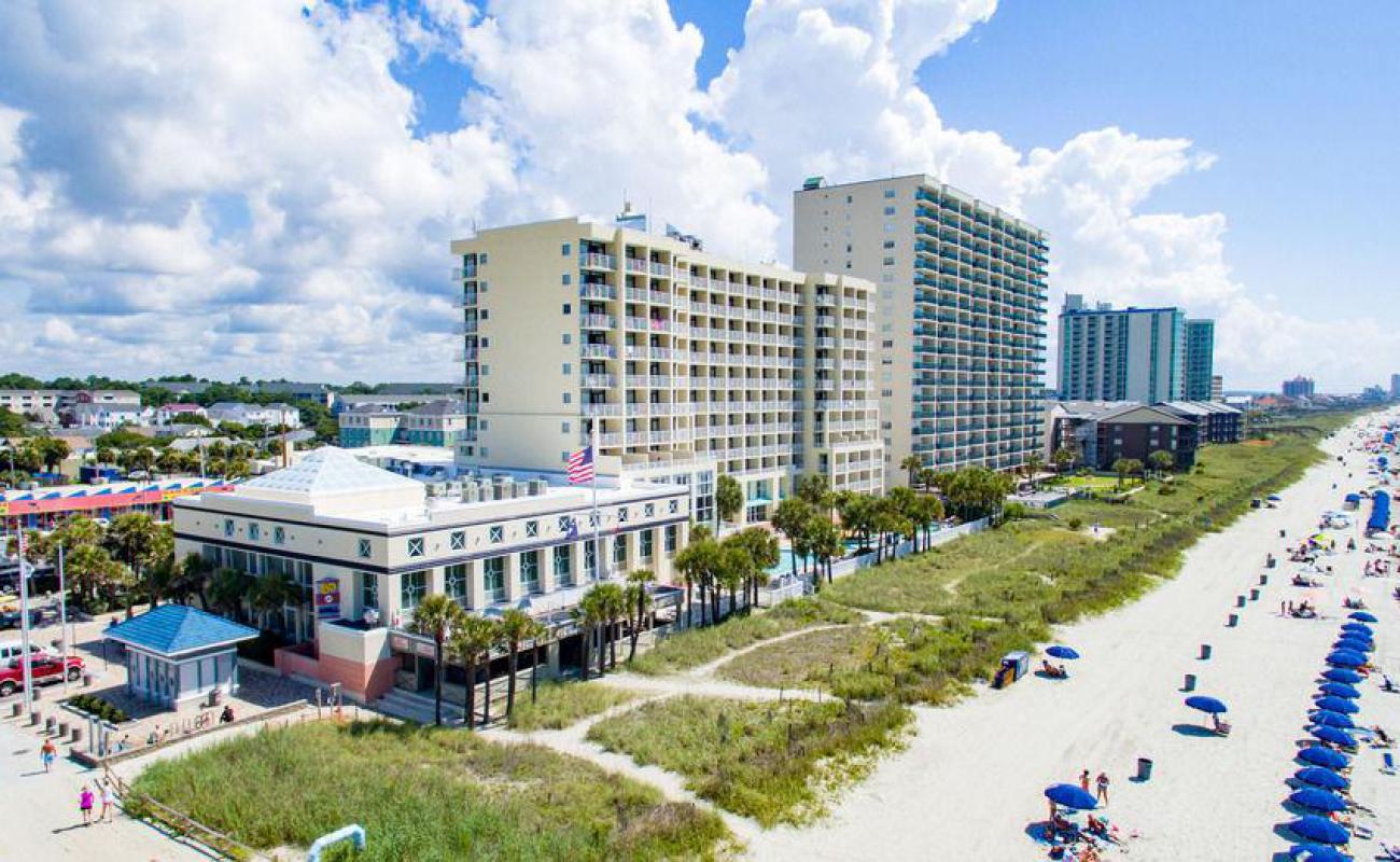 Photo of North Myrtle beach with bright sand surface