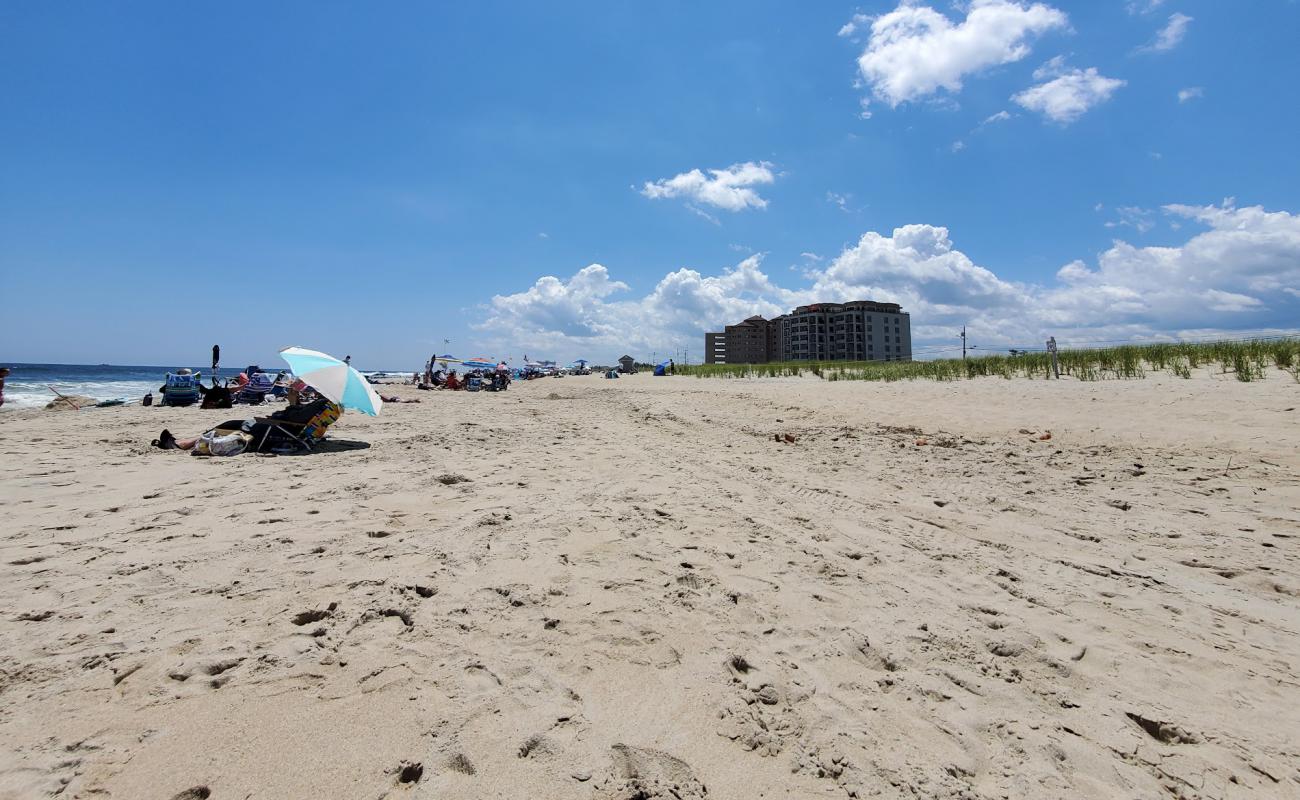 Photo of Monmouth Beach with bright sand surface