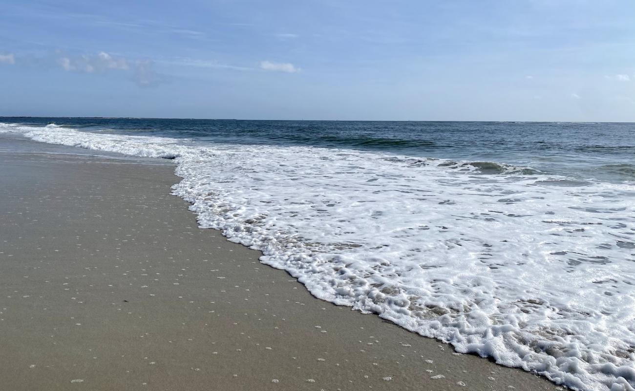 Photo of Malibu Beach with bright sand surface