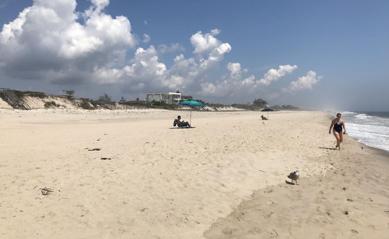 Photo of Flying Point Beach with bright sand surface