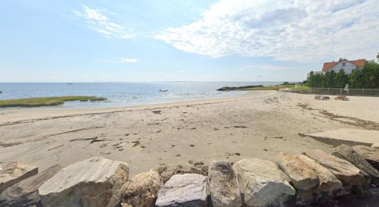 Uncas Point Beach