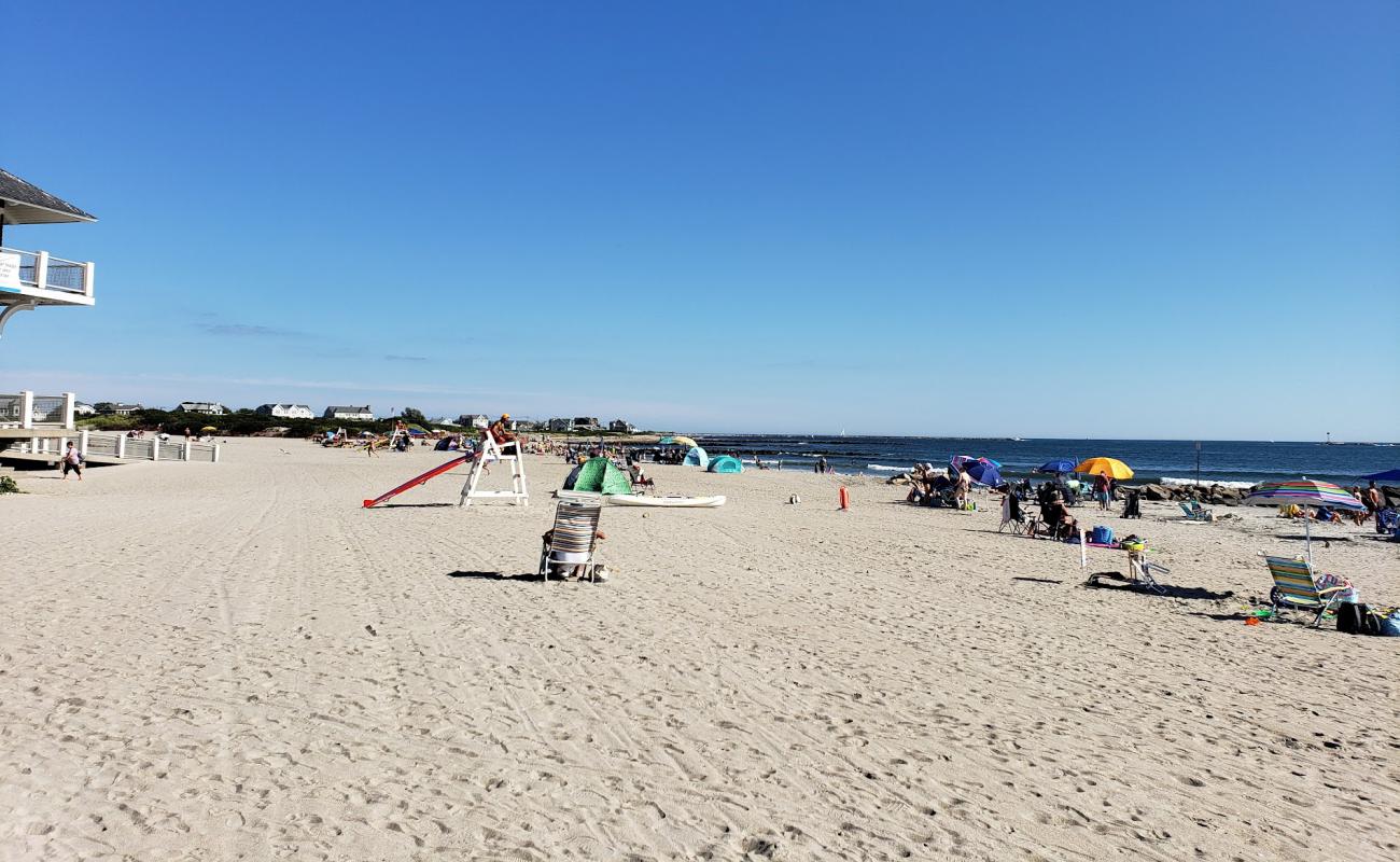 Photo of Roger Wheeler Beach with bright sand surface