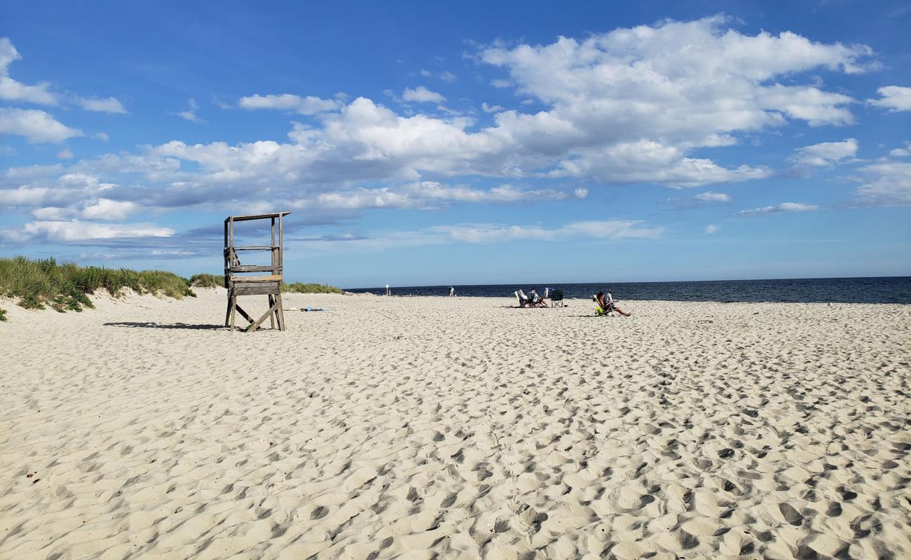 Photo of Bank Street beach with bright sand surface