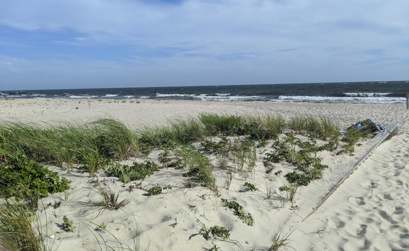 Photo of Wychmere beach with bright sand surface