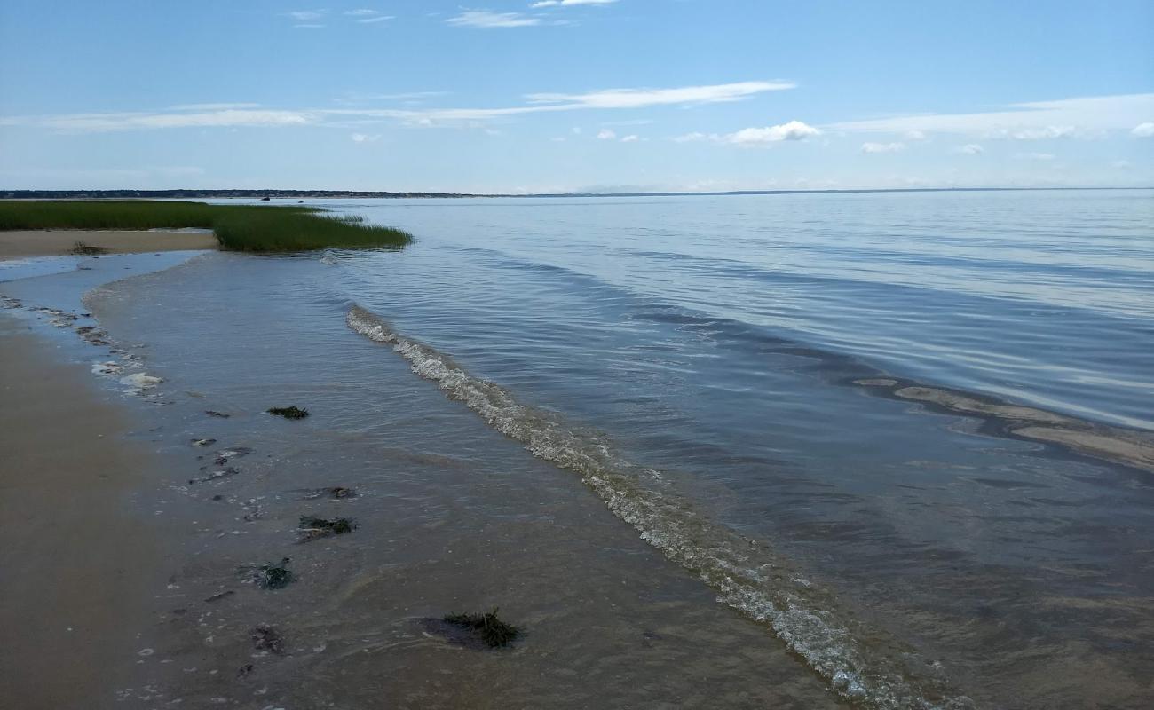 Photo of Lieutenant Island beach with bright sand surface