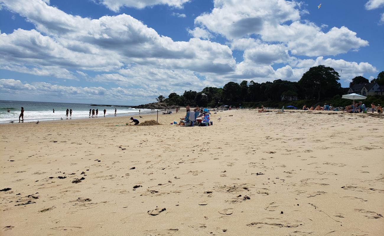 Photo of Singing beach with bright sand surface