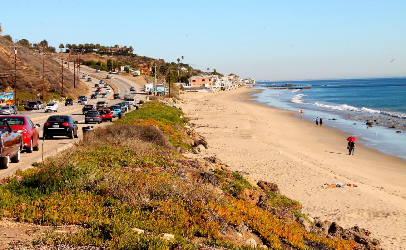 Photo of Latigo Beach with bright sand surface