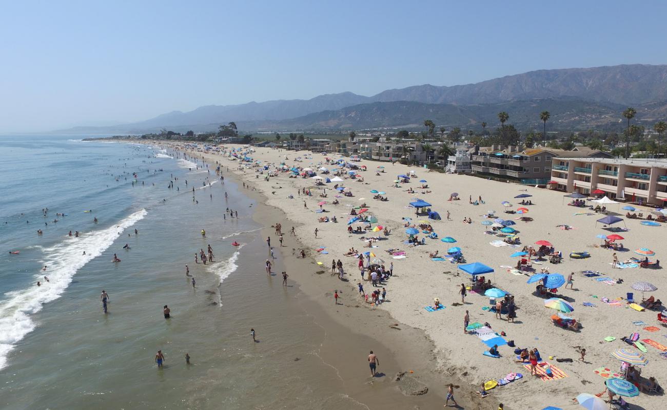 Photo of Carpinteria Beach with bright sand surface