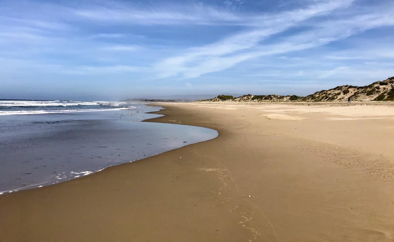 Photo of Zmudowski Beach with bright sand surface