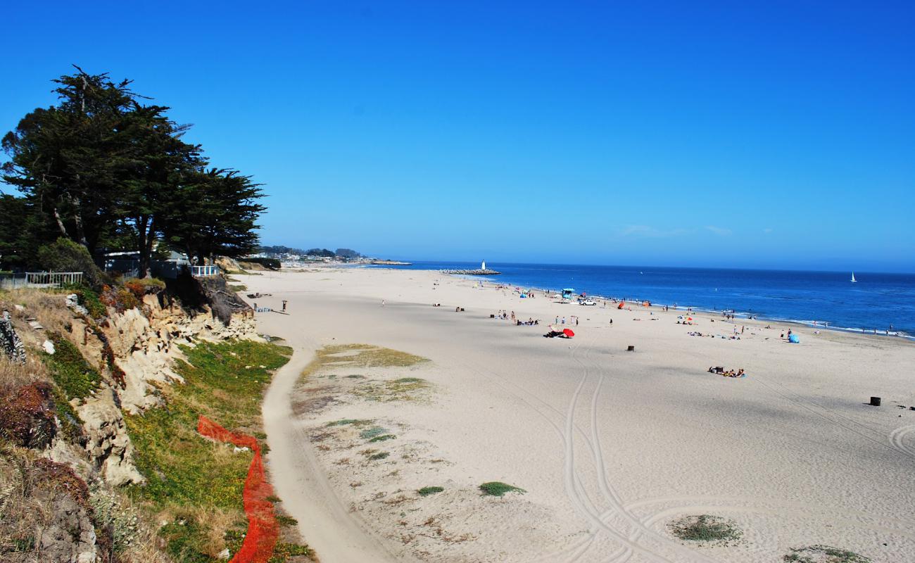 Photo of Twin Lakes Beach with bright sand surface