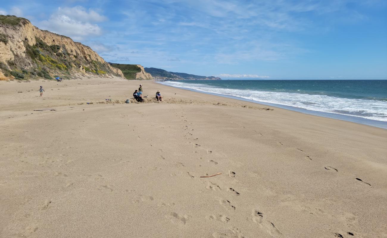 Photo of Santa Maria Beach with bright sand surface