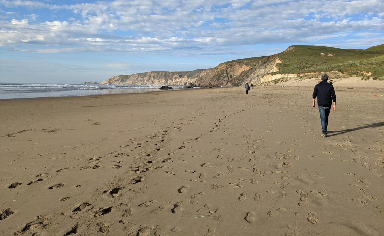 Photo of Kehoe Beach with bright sand surface