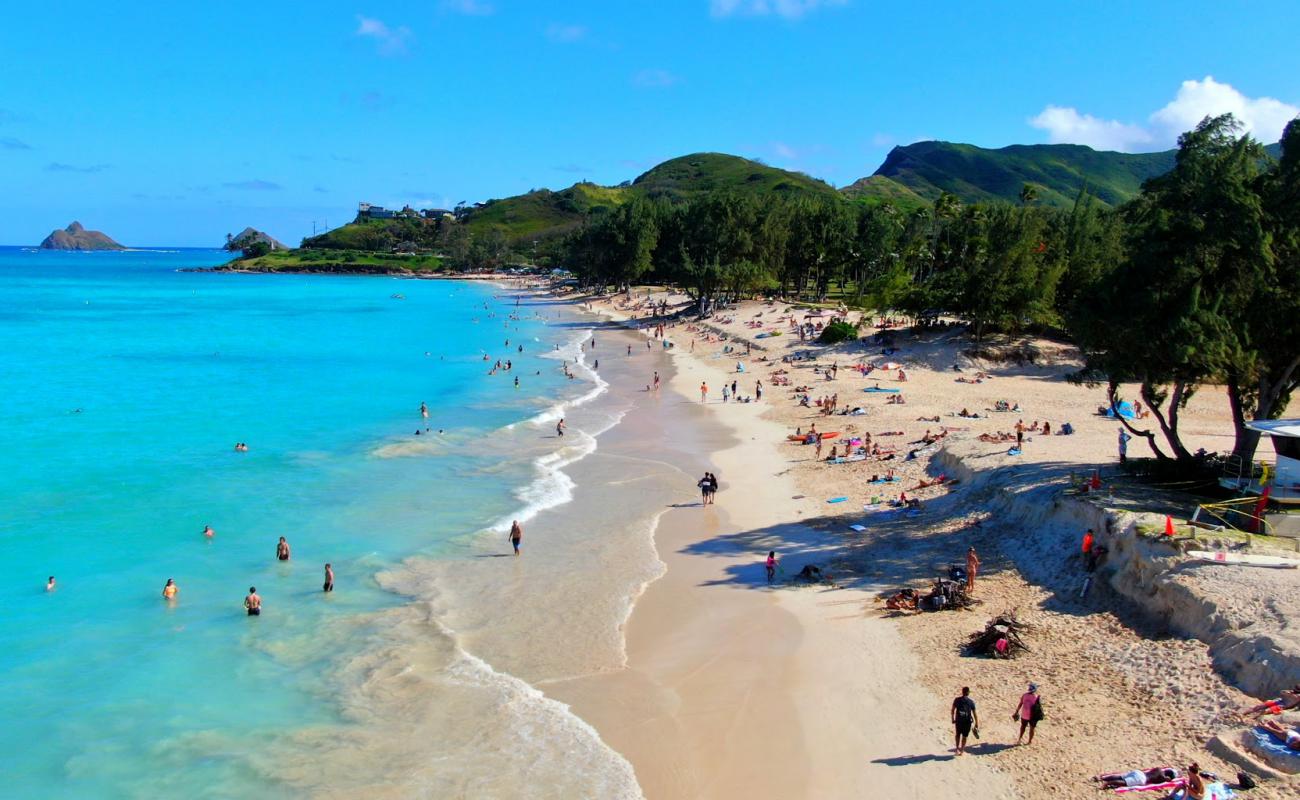 Photo of Kailua Beach with bright fine sand surface