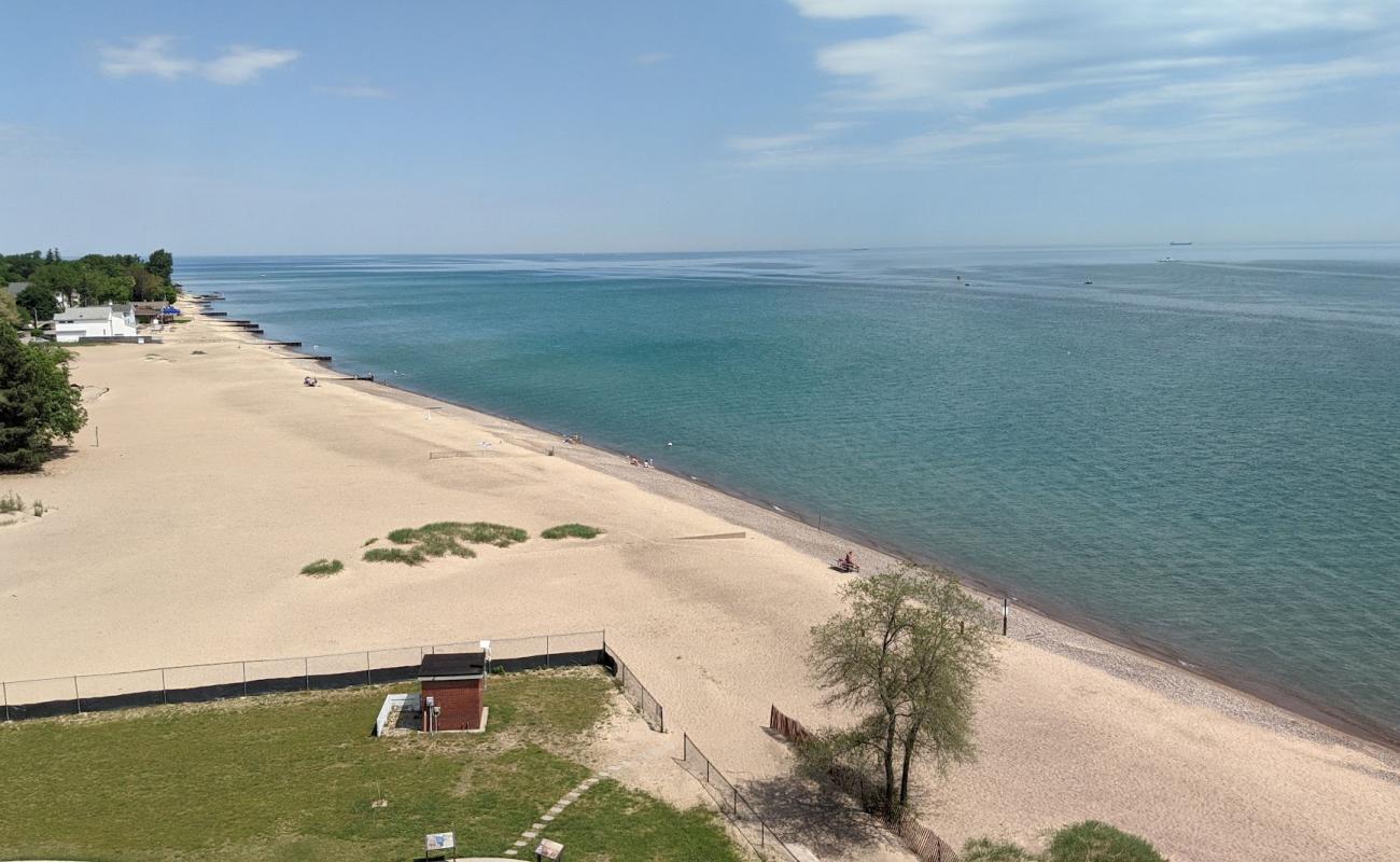 Photo of Lighthouse Beach with bright sand surface