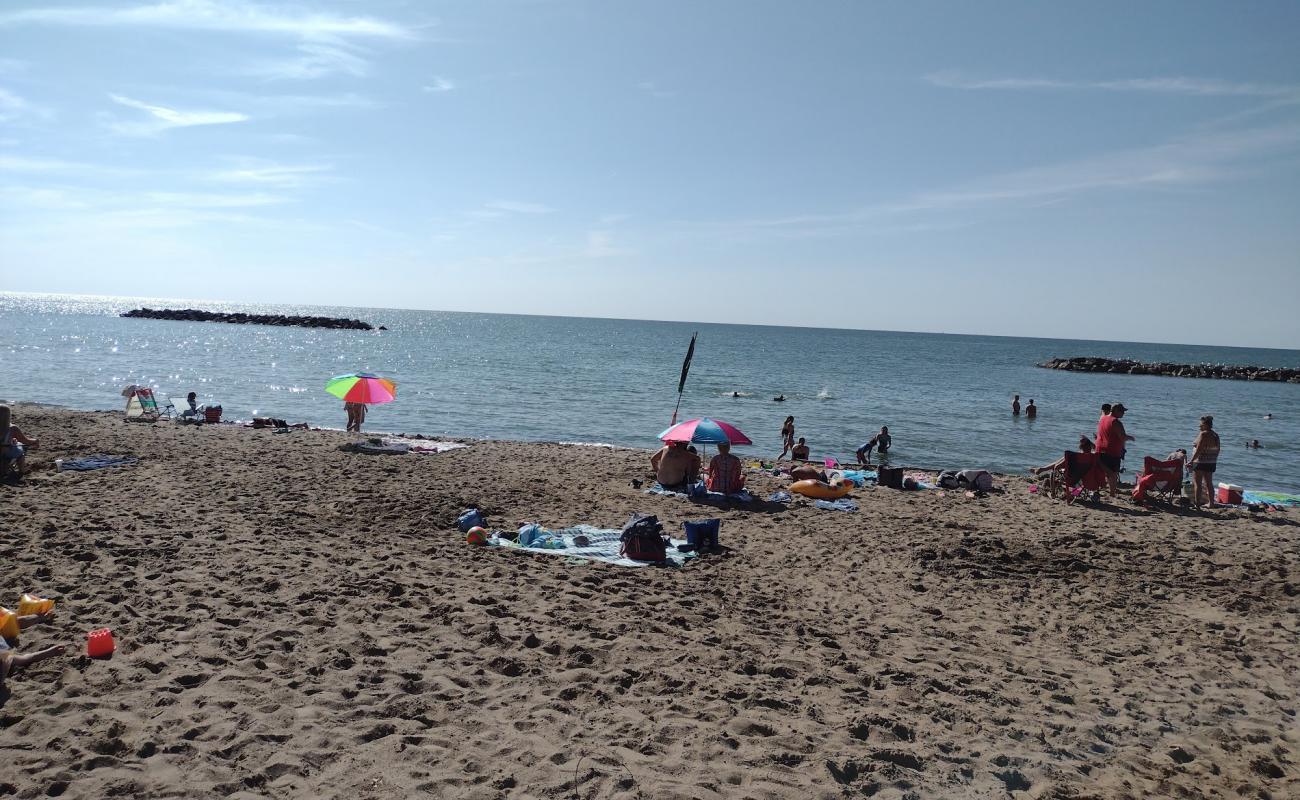 Photo of Erie Beach with bright sand surface