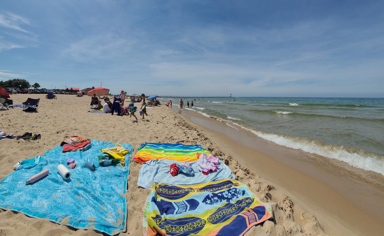 Photo of Fifth Avenue Beach with bright fine sand surface