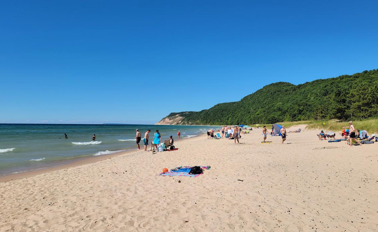 Photo of Esch Beach with bright sand surface