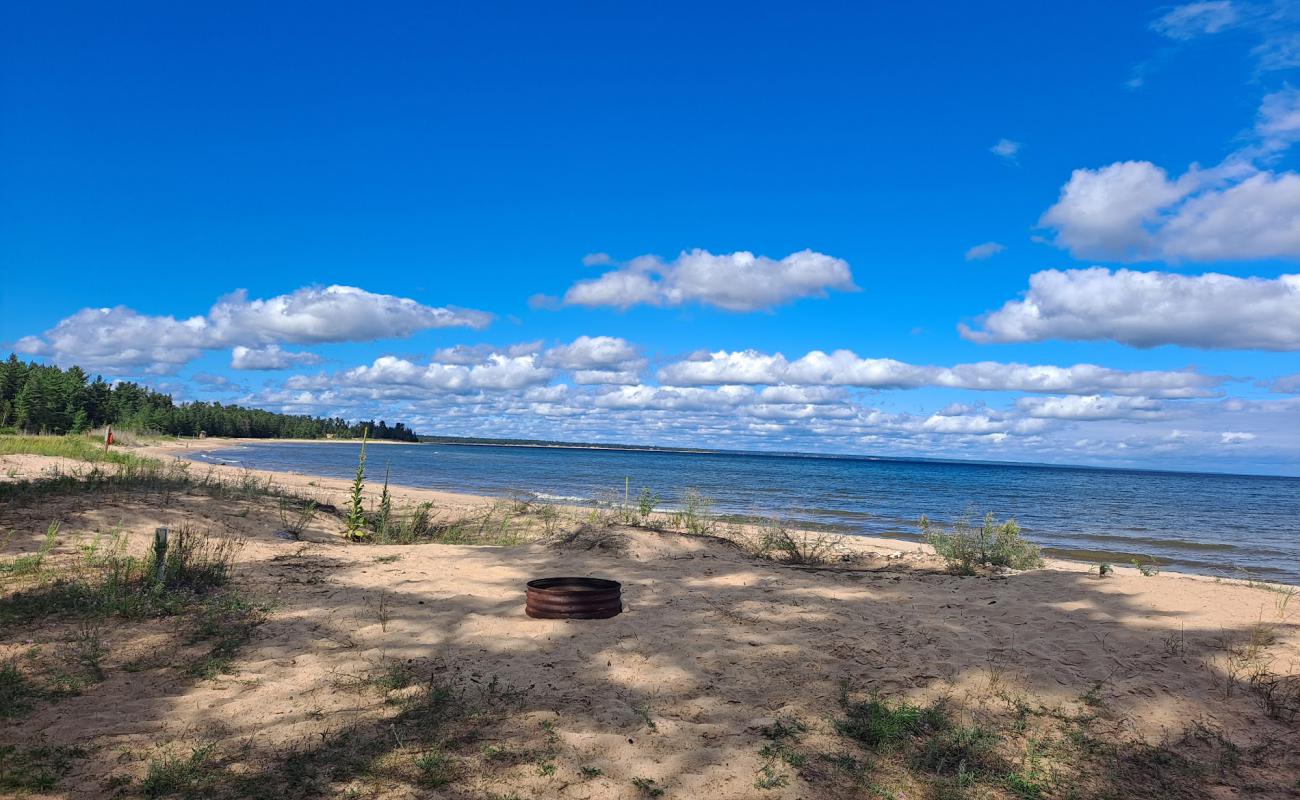 Photo of Woodstar beach with bright sand surface