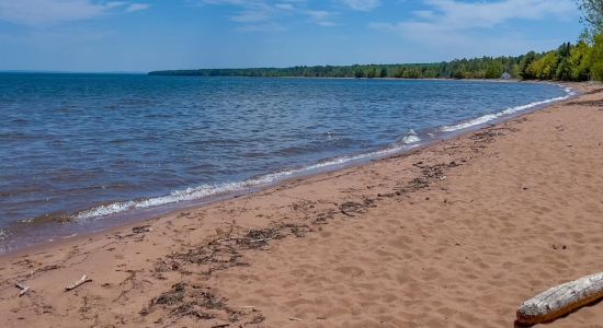 Friendly Valley Beach