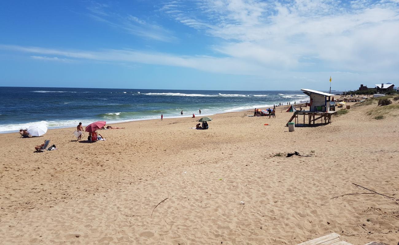 Photo of La Balconada Beach with bright sand surface