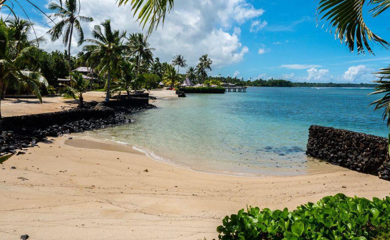 Photo of Maninoa Beach with bright sand surface