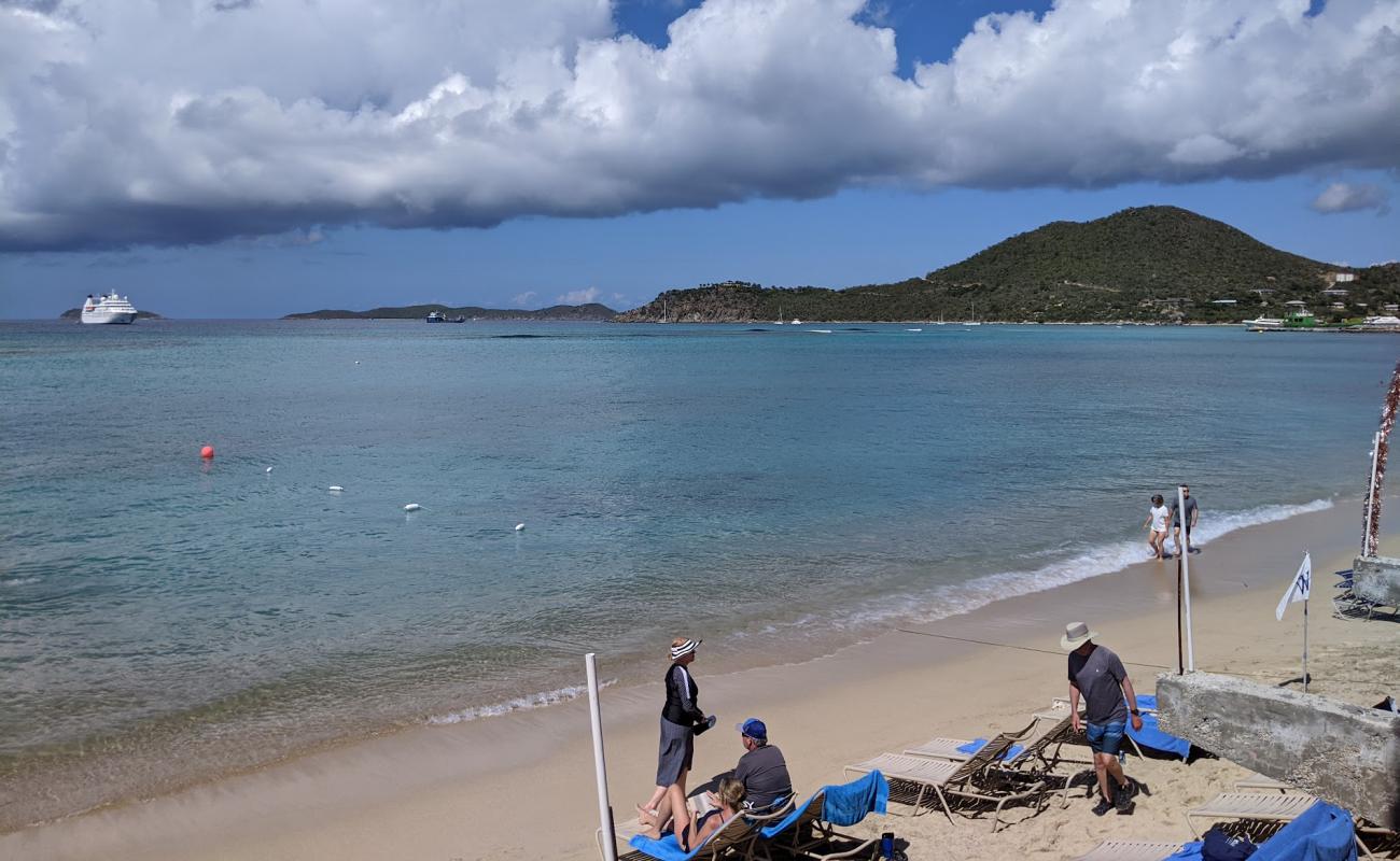 Photo of Fischer's Cove beach with bright sand surface