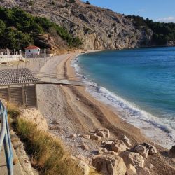 Photo of Plaza Bunculuka with turquoise pure water surface