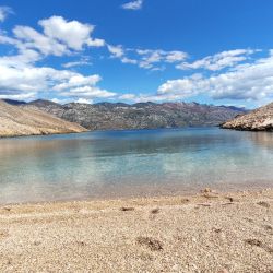 Photo of Baska slana beach with small bay